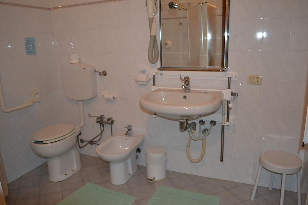 Albergo Elena Pianoro Exteriér fotografie